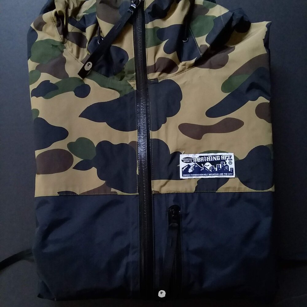 Bape 1st Camo Pertex Shield Rain Windbreaker Jacket Made in Japan - Picture 3 of 16